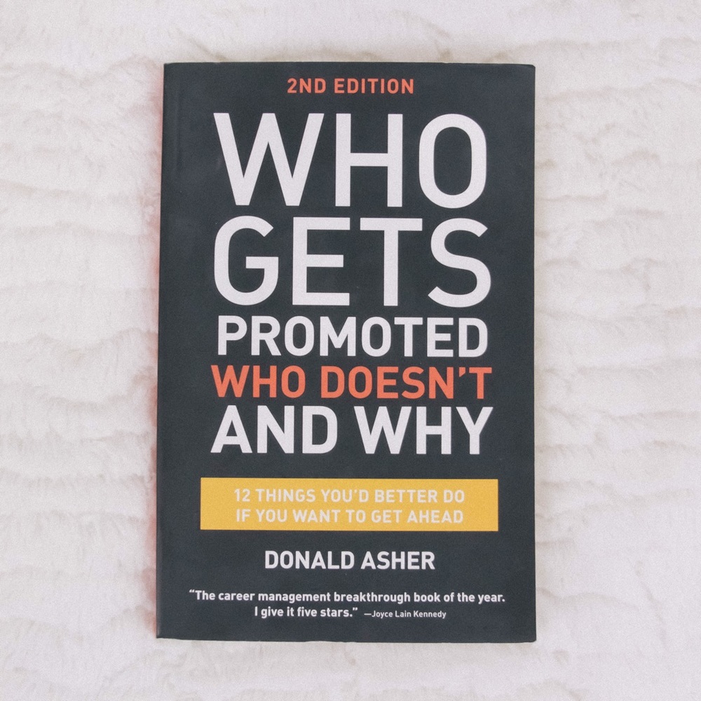 Donald Asher Who Gets Promoted (Paperback)